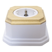 Розетка с заземлением и шторками для наружного монтажа белый/дуб некрашеный/фигурная